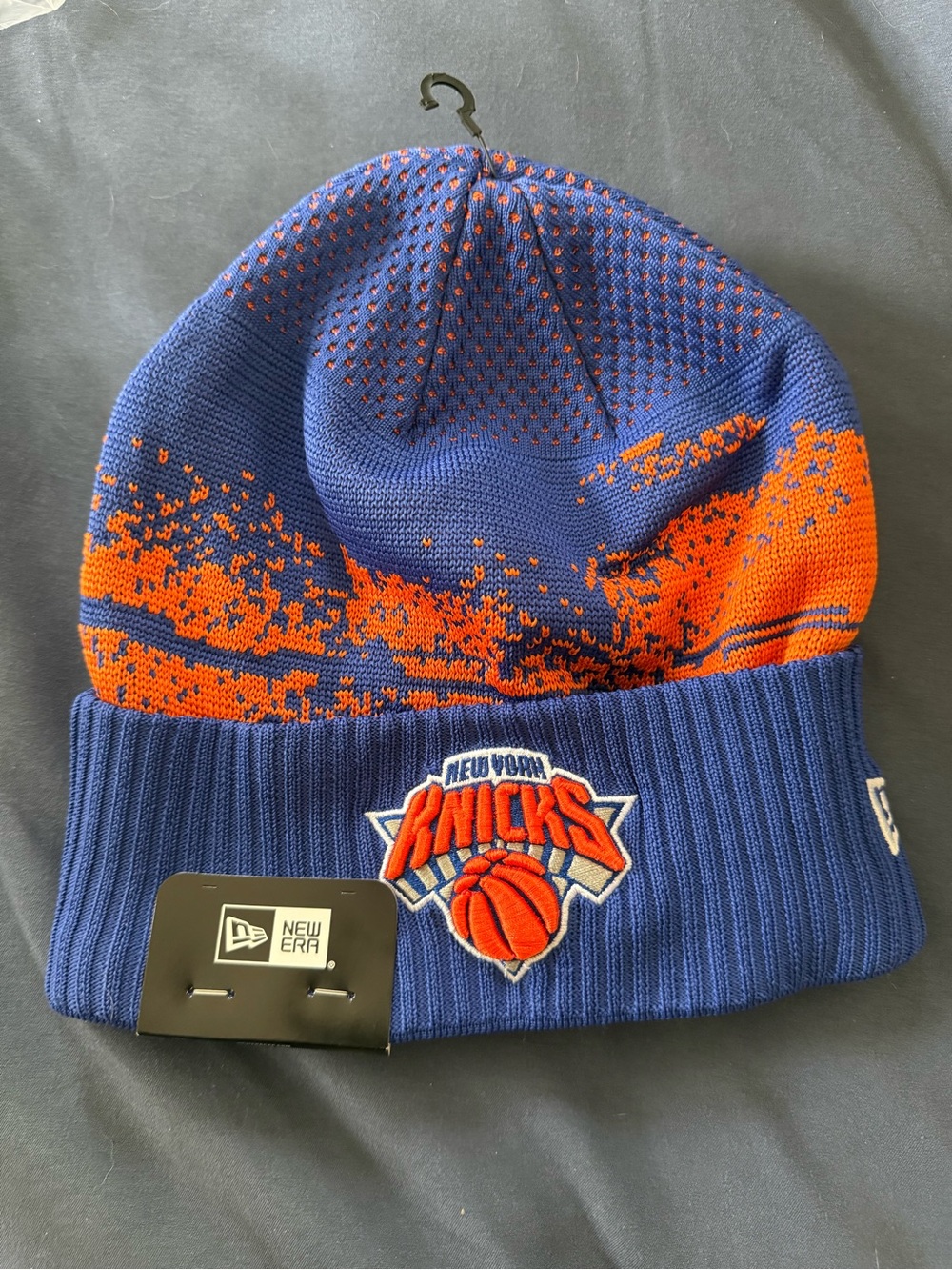 New York Knicks NBA NY New Era Beanie  (One Size Fits All) NEW W/ TAGS
